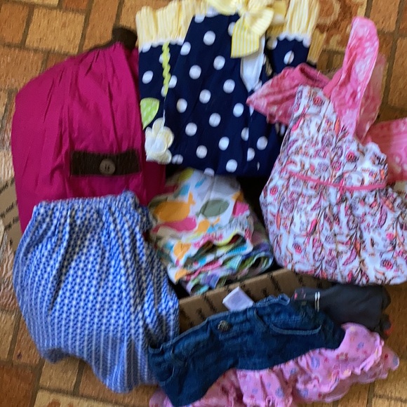 Toddler Girls Mystery Box Closet Clearance - Picture 2 of 2